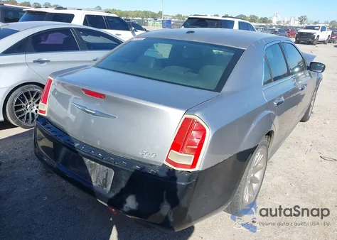 2011 Chrysler 300 Limited z USA, uszkodzony, nr VIN 2C3CA5CG6BH547065